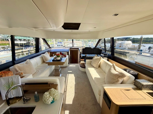 2017 Prestige 56