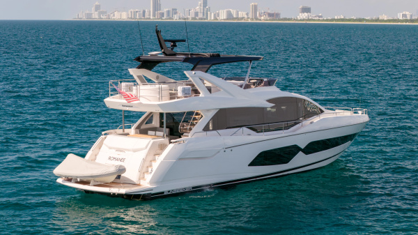 Photo of the 2025 Sunseeker 76 Yacht "Romanee"