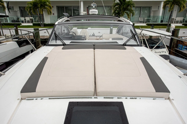 2025 Princess 40