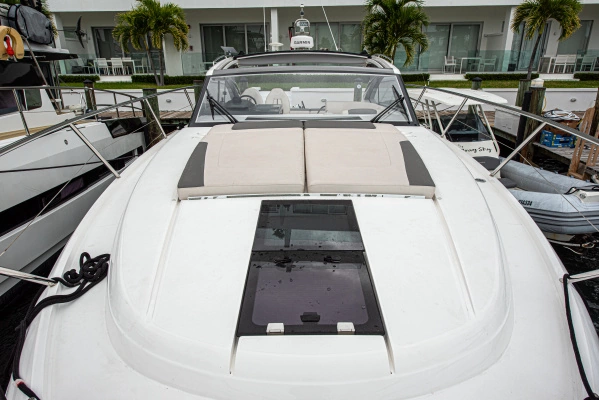 2025 Princess 40