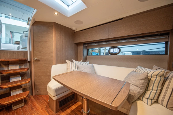 2025 Princess 40