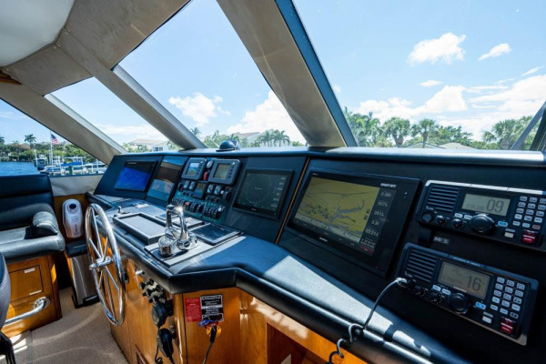 60ft Hatteras Yacht For Sale