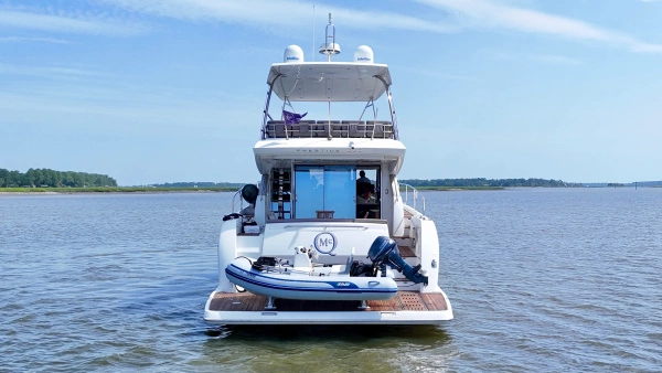 2017 Prestige 56