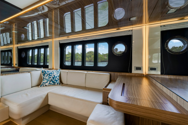 60ft Absolute Yacht For Sale