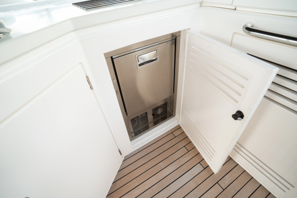 Romanee 76ft Sunseeker Yacht For Sale