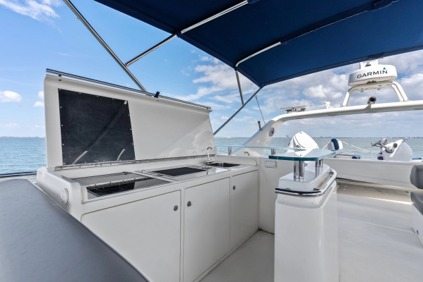 SOLARIS 65ft Uniesse Yacht For Sale