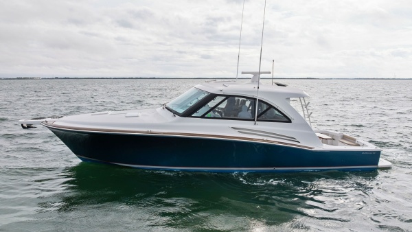 SEA N ME TOO 44ft Hatteras Yacht For Sale