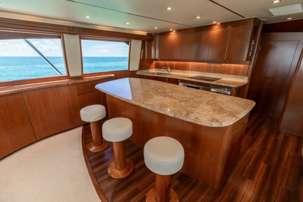 2015 Viking 70