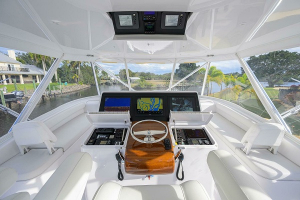 Reelin N Dealin 63ft Hatteras Yacht For Sale