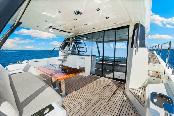 Peace 63ft Prestige Yacht For Sale