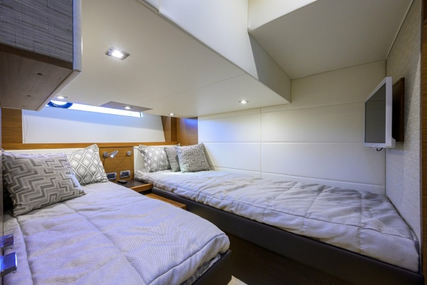 Daybreak 44ft Tiara Yachts Yacht For Sale