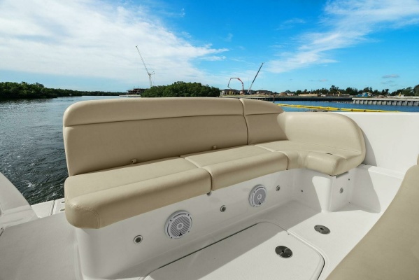 Fridge Benefit 35ft Tiara Yachts Yacht For Sale