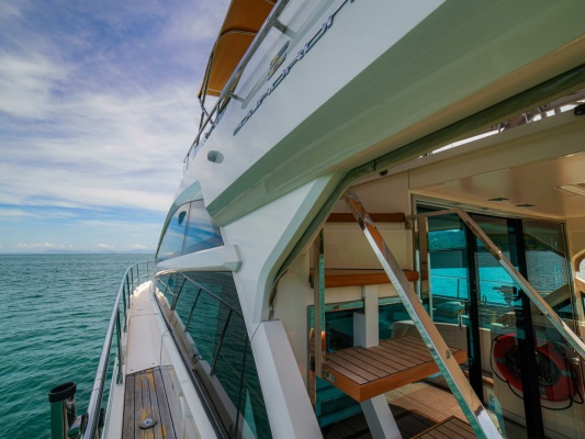 YOLO 50ft Fairline Yacht For Sale
