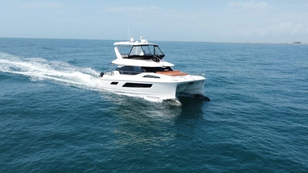 2021 Aquila 44