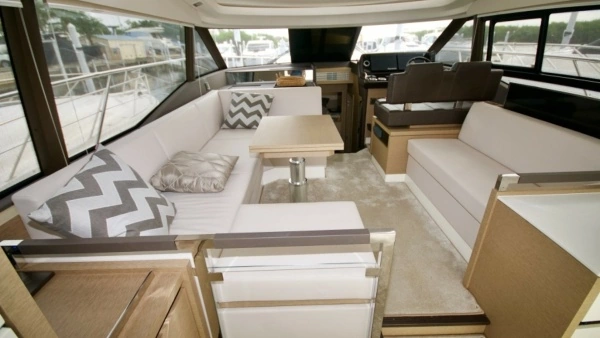 2018 Prestige 46