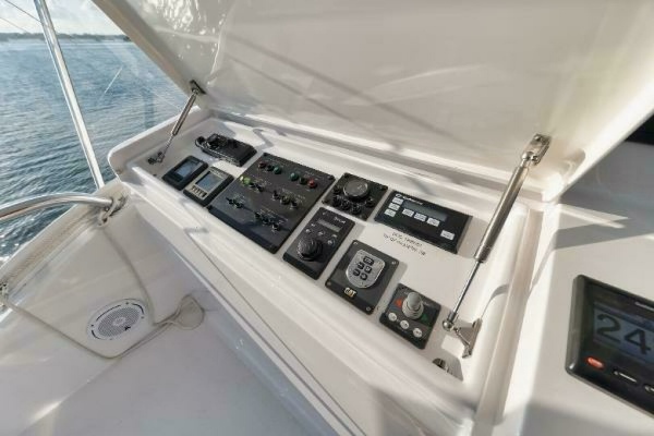 5 J rsquo s 54ft Hatteras Yacht For Sale