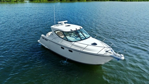 2008 Tiara Yachts 35