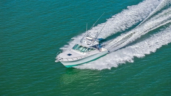2005 Cabo 40