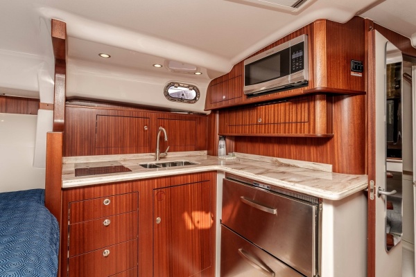 TAG TEAM 38ft Pursuit Yacht For Sale
