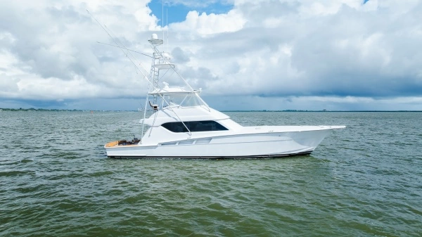 60' Hatteras
