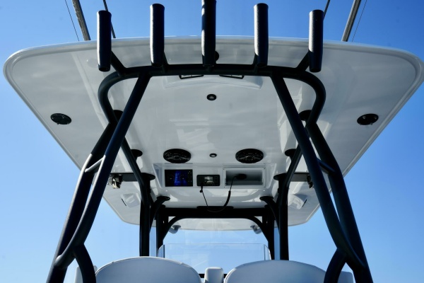 Luhn 32 32ft Yellowfin Yacht For Sale