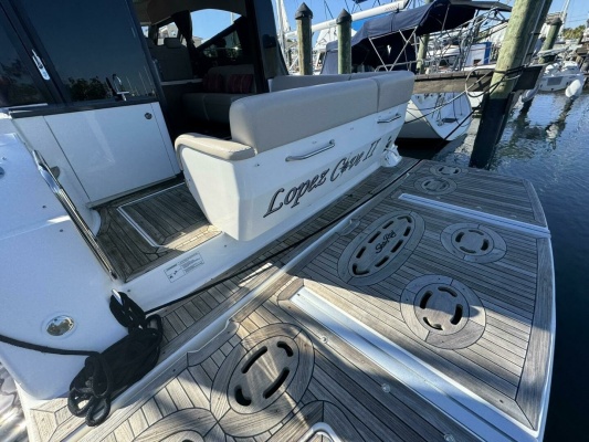 Lopez Cove II 47ft Sea Ray Yacht For Sale
