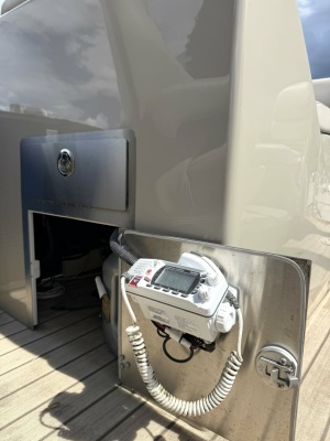 ONCE AGAIN 25ft Manitou Yacht For Sale