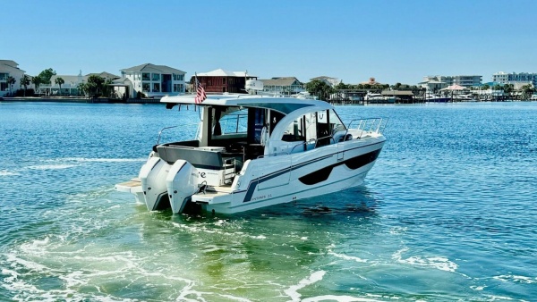 Doc N Pilot 36ft Beneteau Yacht For Sale