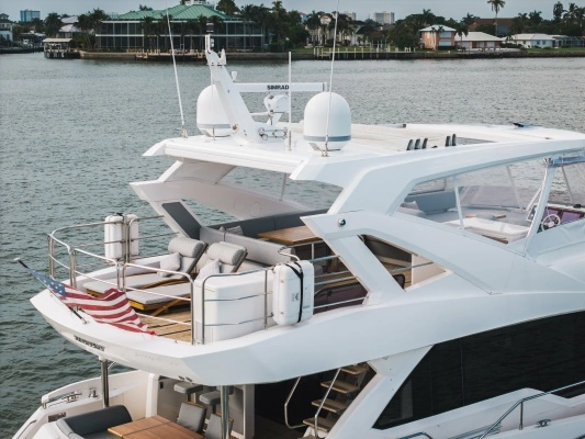 Sunseeker 76 Flybridge Yacht For Sale