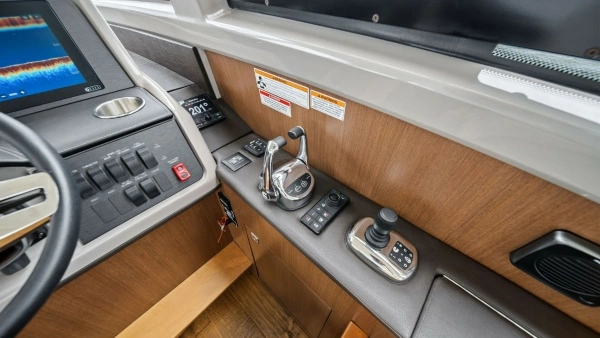 Sea Ray 400 fly Yacht For Sale