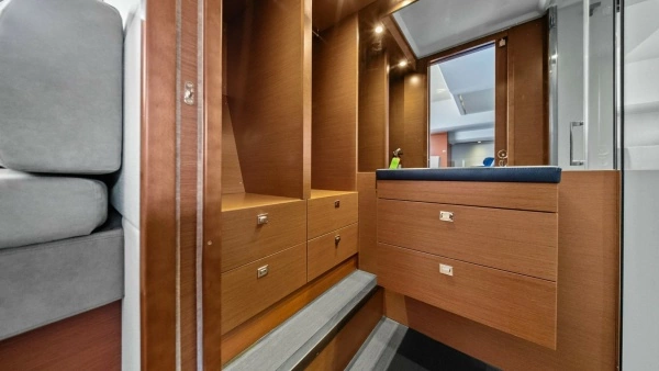 2015 Prestige 55