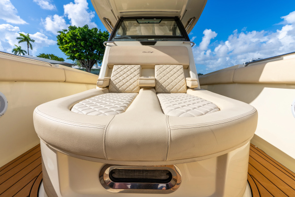 DILLIGAF 30ft Chris Craft Yacht For Sale