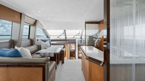 2016 Princess 64