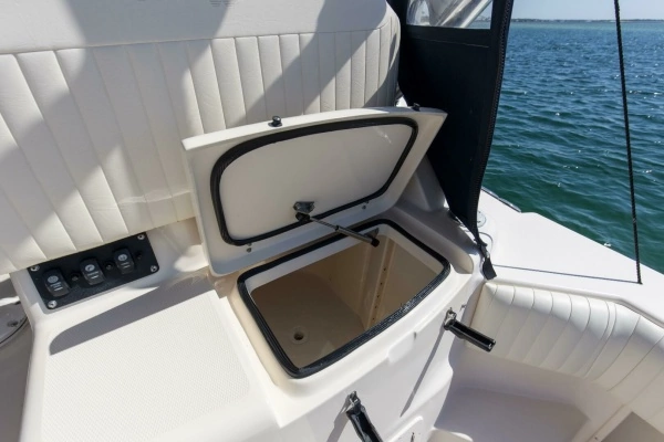 2009 Grady-White 33