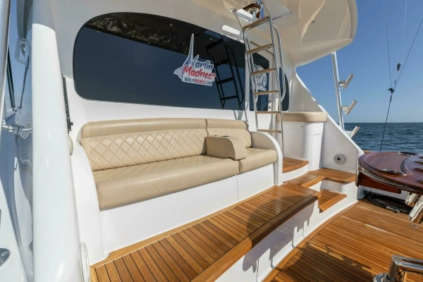 2020 Viking 62