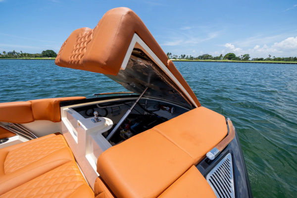 27ft Chris Craft Yacht For Sale