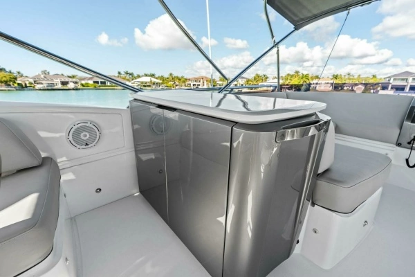 2023 Princess 50