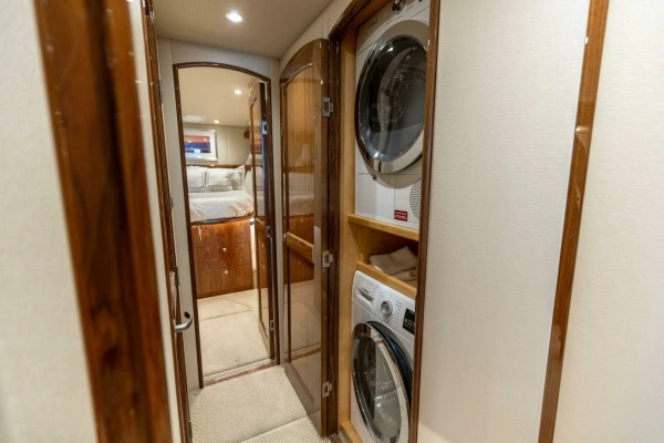 2020 Viking 62