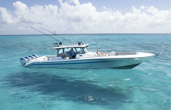 53-ft-HCB-2020-53 Suenos-OUR TRADE Key Largo Florida United States  yacht for sale