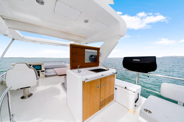 50ft Azimut Yacht For Sale