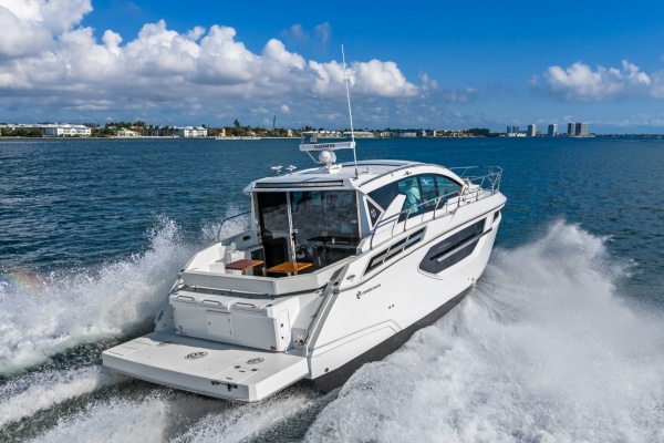 Cruisers 42 SARGAM - Exterior