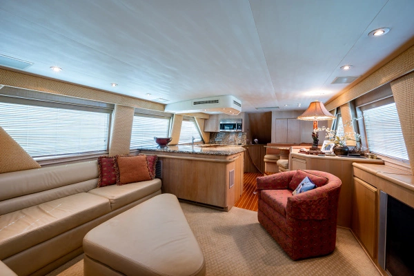1997 Hatteras 65
