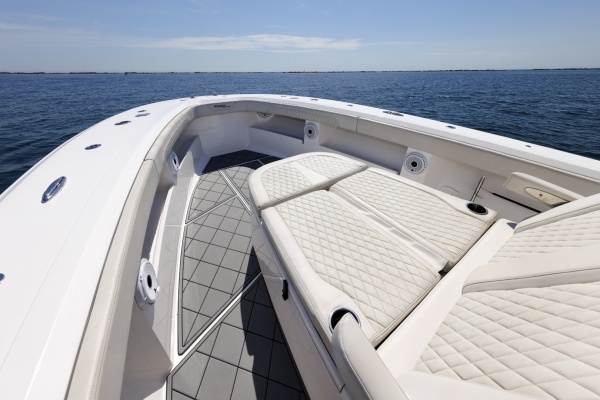 LONESOME COWBOY 39ft Front Runner Yacht For Sale