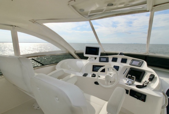 Kathleen 74ft Lazzara Yachts Yacht For Sale