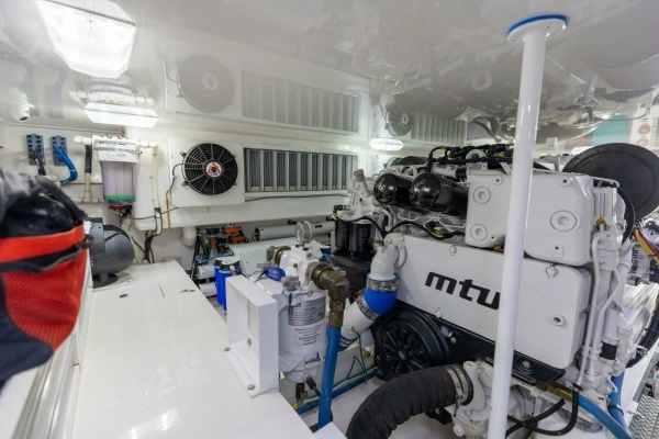 2020 Viking 62