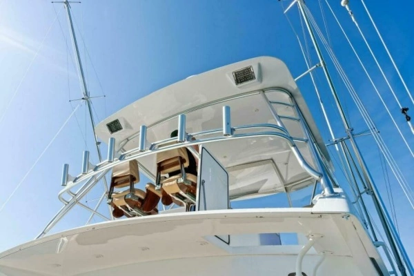 2003 Viking 48