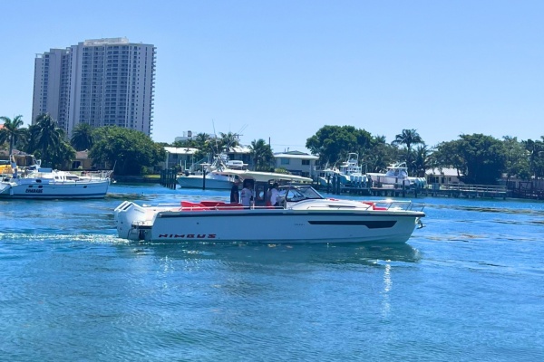 In Stock 2024 Nimbus T11 260 40ft Nimbus Yacht For Sale