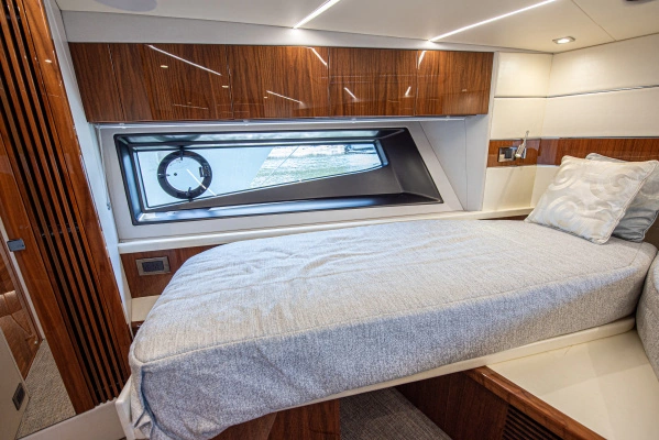 2019 Sunseeker 50