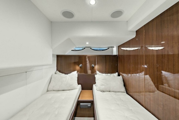LA Z BUOY 72ft Princess Yacht For Sale