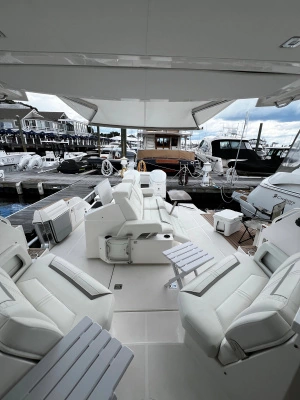 2022 Tiara Yachts 43